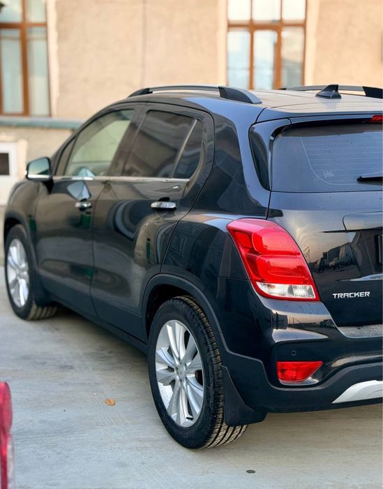 Трекер 1 сотилади срочно