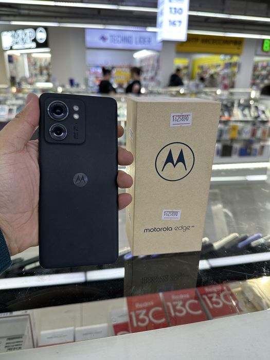 Moto edge 40. 5G.  8/256