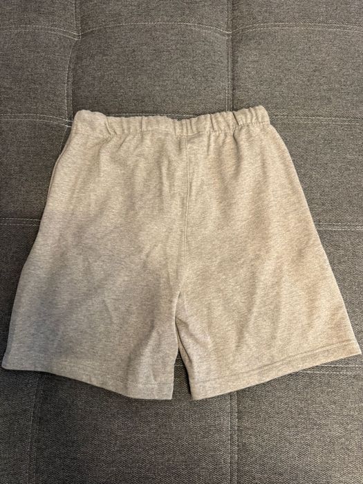 pantaloni essetials