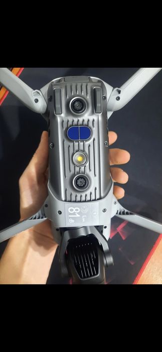 Drona DJI Air3 fly more combo +accesorii