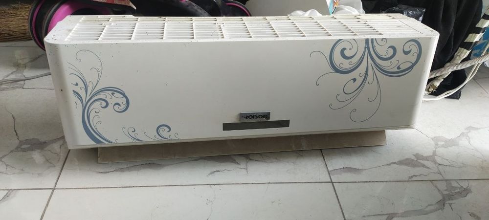 Kondisioner sotiladi  ishlatilgan raboji
