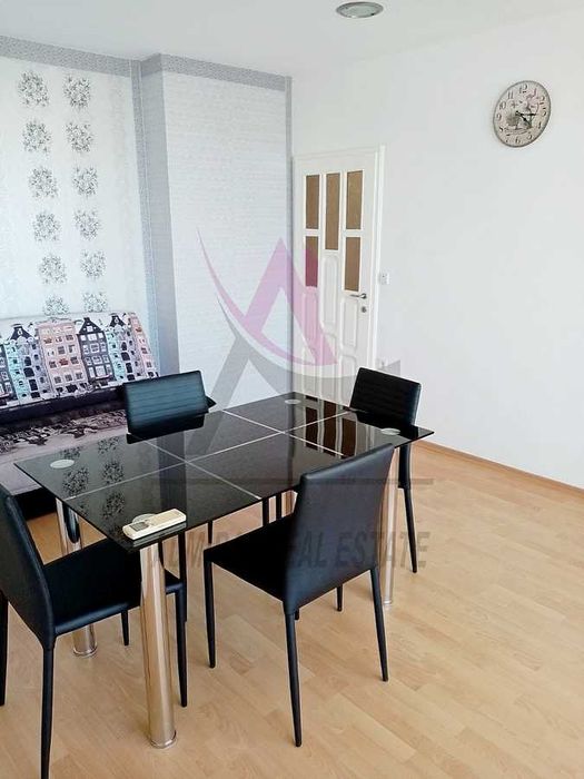 Дава се под наем Тристаен апартамент в Варна, Лятно кино Тракия - 80 кв.м за 614 € - Снимка #1