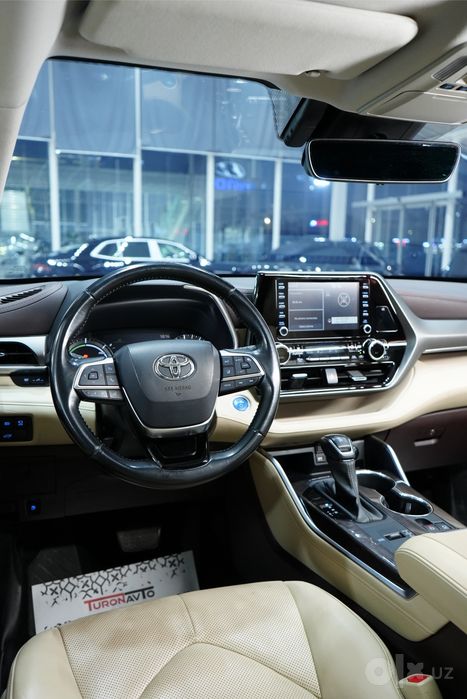 Toyota Highlander Hybrid