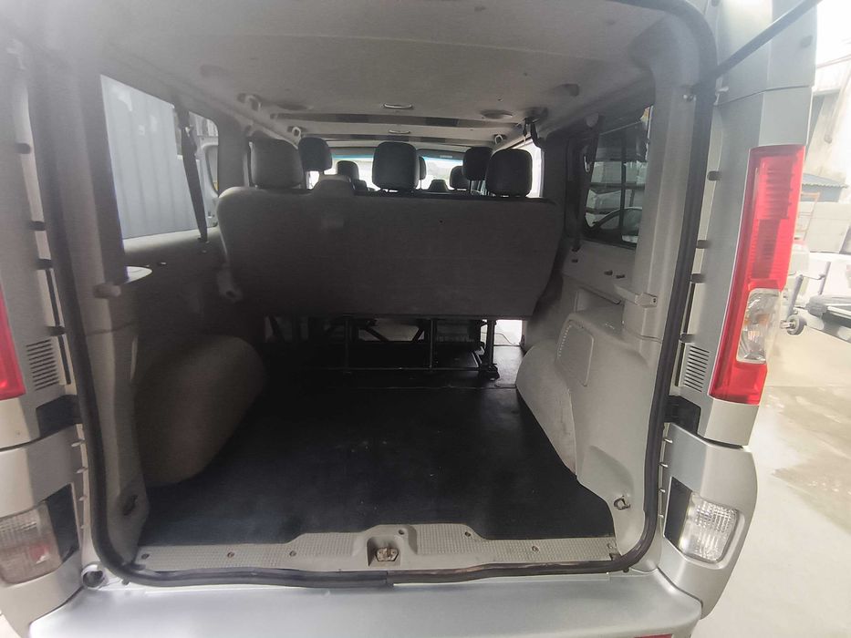 Renault Trafic 2.0 DCI 115 CP **An 2014**Lung**Black Edition