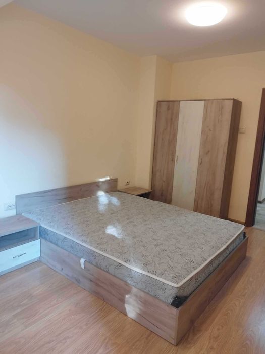 Дава се под наем Двустаен апартамент в Стара Загора, Център - 60 кв.м за 306 € - Снимка #3