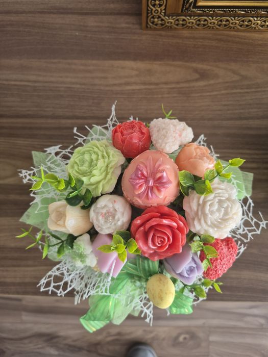 Aranjamente florale din ceara