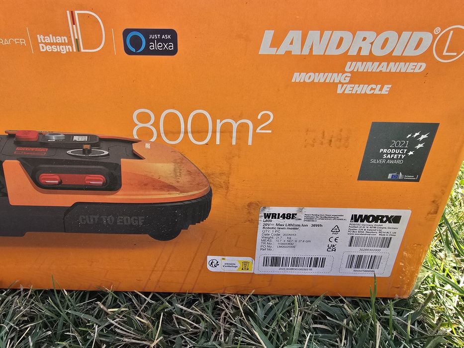Комплект косачка робот Worx Landroid WR148E 800м2 с гараж WA0194