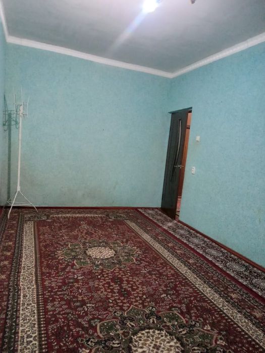 Чирчик шахрида 8микрарайонда 2хонали уй ижарага берилади