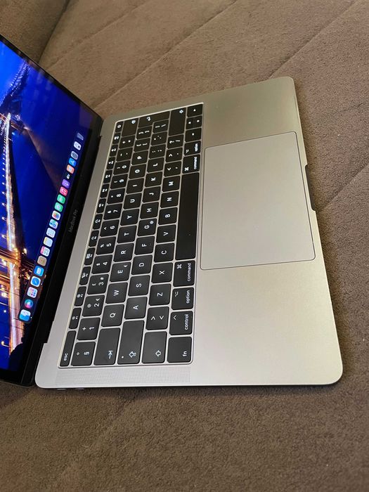 13" Core i5 MacBook Pro A1708 /Mid-2016/-i5/8GB RAM/128GB SSD