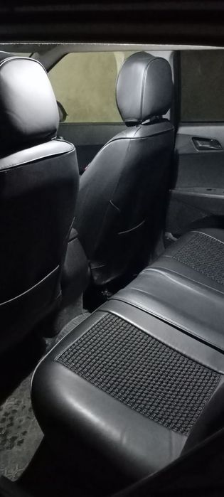 Hyundai creta sotiladi srochna