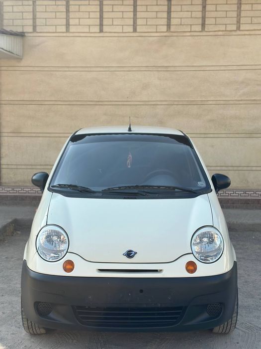 Сотилади мошина чёткий тел клила