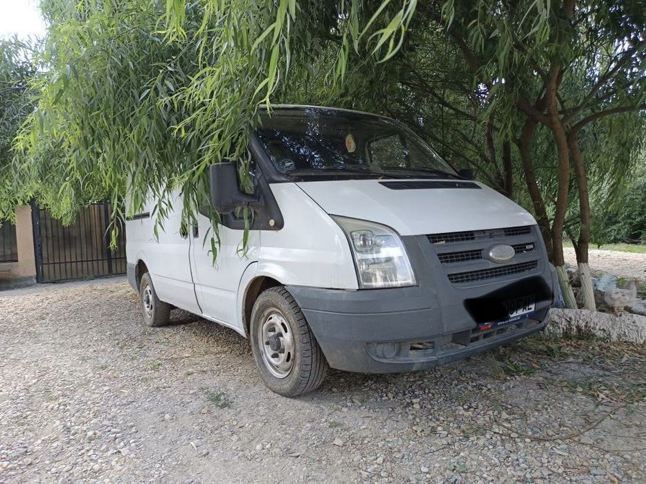 Vand autoutilitara Ford