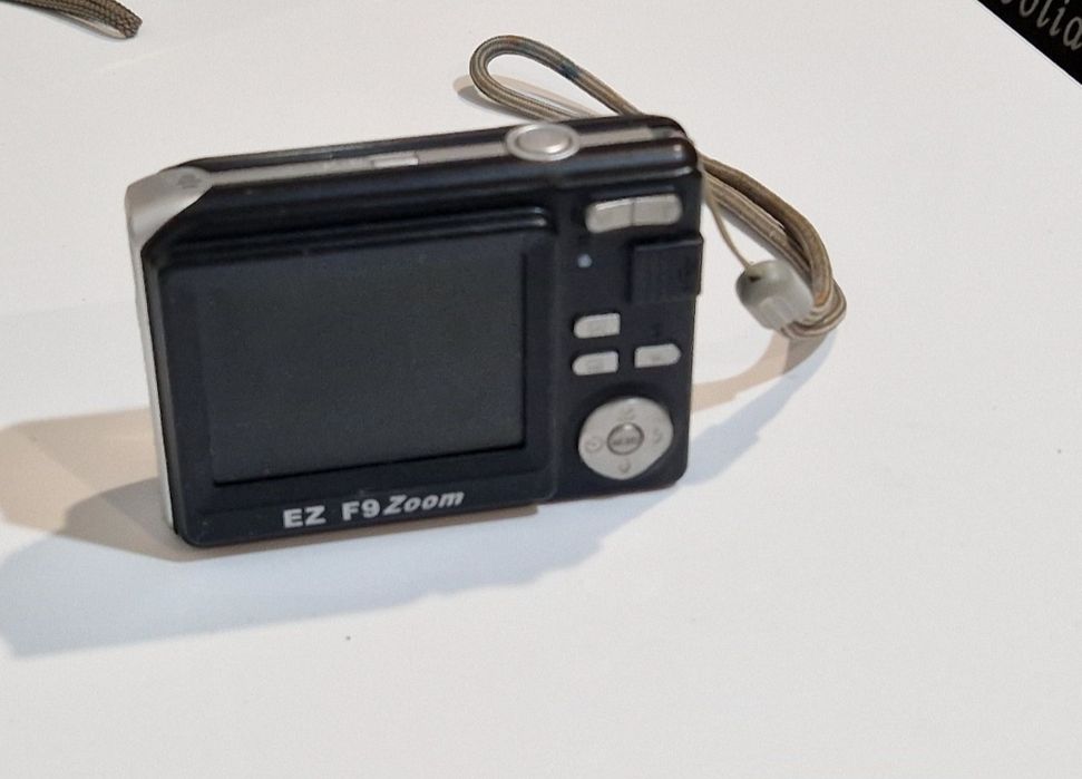 Aparat Photo  / camera photo digitala.  Pret/ bucata