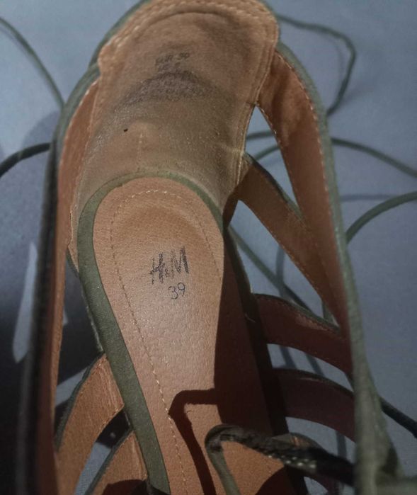 Sandale/Espadrile cu toc cu sierturi H&M pentru femei marimea 39