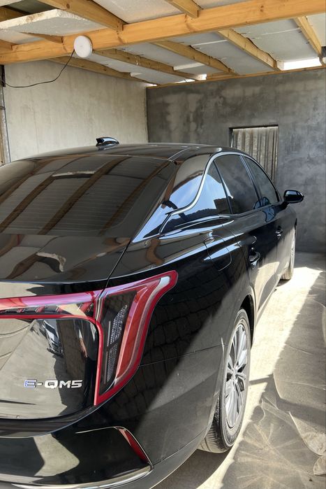 Hongqi  2024 — 3