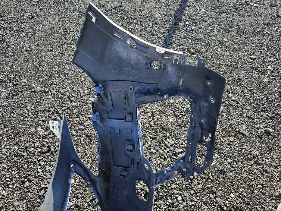 Предна броня за пежо 5008