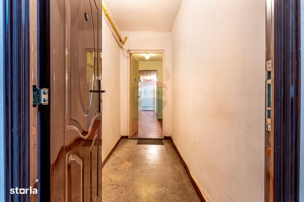 Apartament 3 camere,decomandat, renovabil.Str. Parâng nr.17|Comision 0