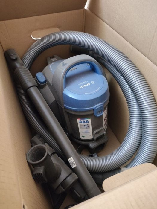 Пылесос фирмы BOSCH