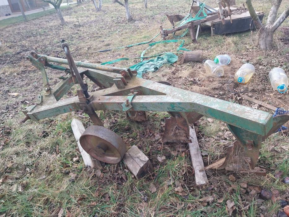 Плуг за трактор 4х25