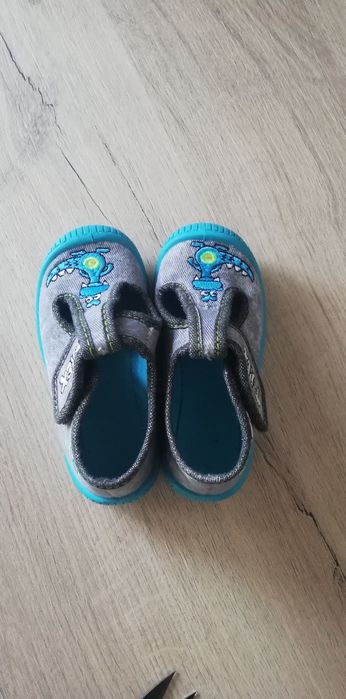 Пантофи за детска градина 30н и 23н