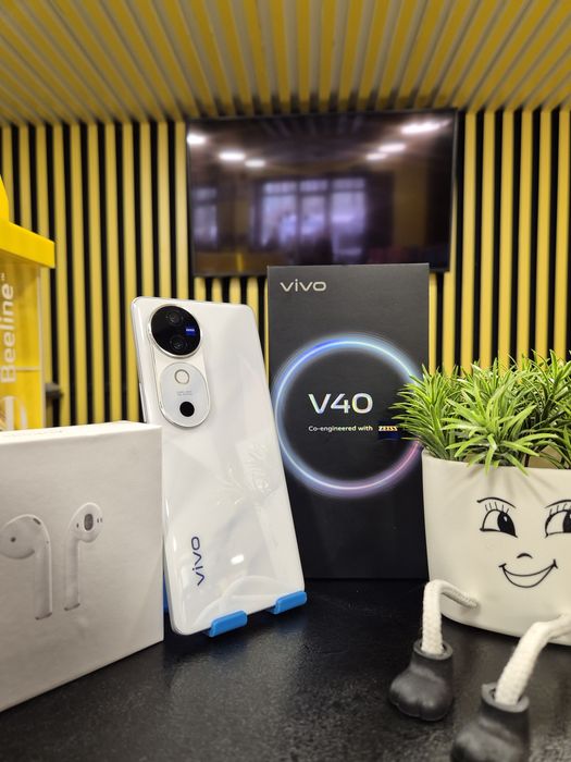 Vivo V40 5G, 12/256гб