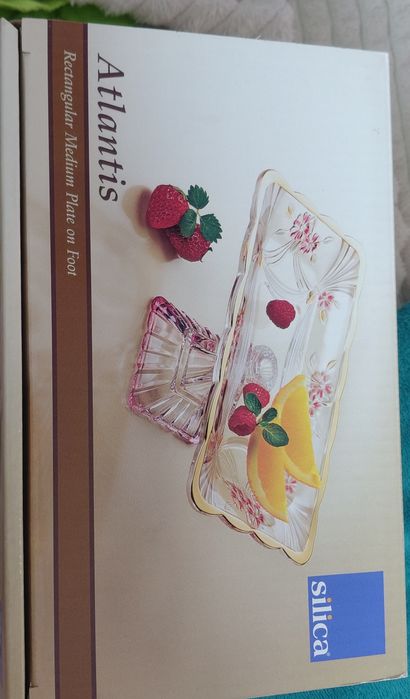 Продам сервировочную посуду