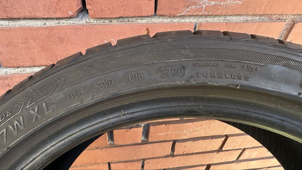 2бр. Летни гуми 215/40/17 Sailun