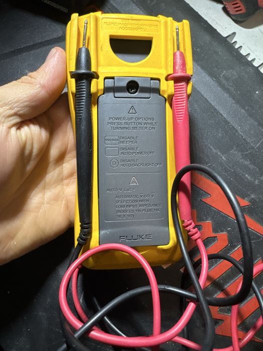 Aparat de masura  Fluke 114