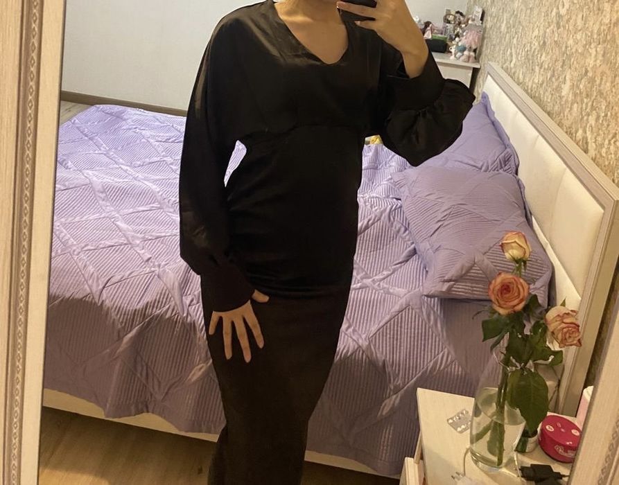 Продам платья разных цветов и моделей S