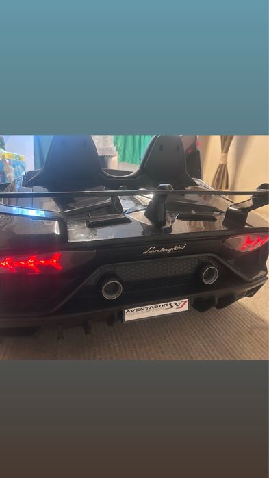 Lamborghini SVJ cu 2 locuri, 24V, 500W, Drift Edition, neagra