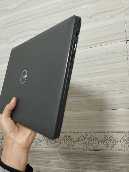 Dell i5-11135g 8/256ssd