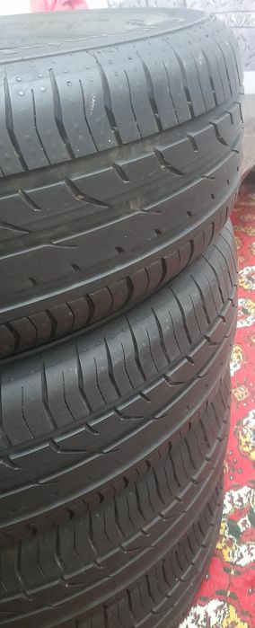 Кобальт заводские балоны Continental 195/65R15 4шт.
Пробег 1000 км.