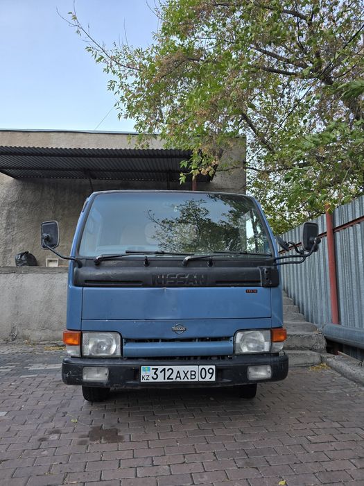 Продам Ниссан Атлас