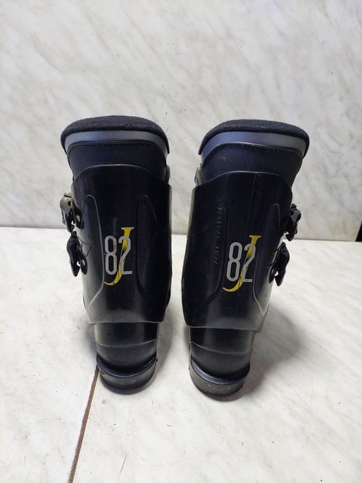 Clapari ski schi Dolomite  mondo 24   corespunde mărimii 37