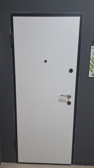 Usi interior, uși întrare apartament, Uși exterioare, Parchet  SPC