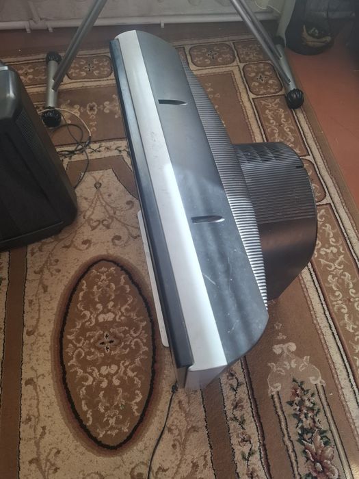 Телевизоры продам