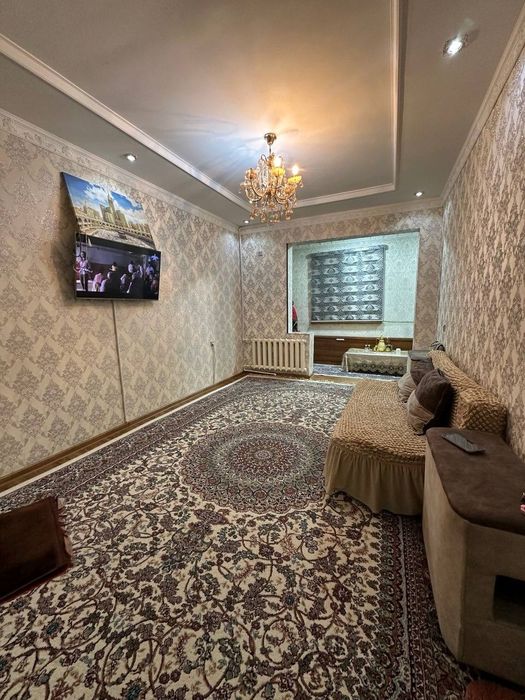 Продаётся двухкомнатная квартира Юнусабад 13