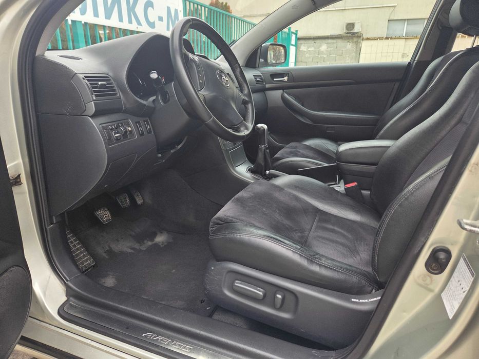 Продава Toyota Avensis