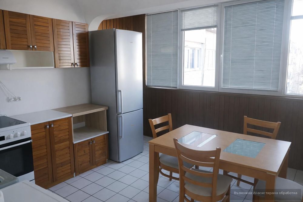 Дава се под наем Тристаен апартамент в Пловдив, Кючук Париж - 100 кв.м за 448.8 € - Снимка #2