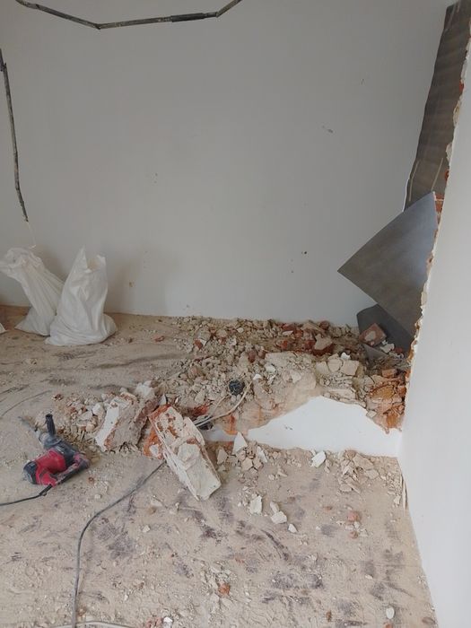 Кърти, чисти и извозва – София.  Бързо и коректно !