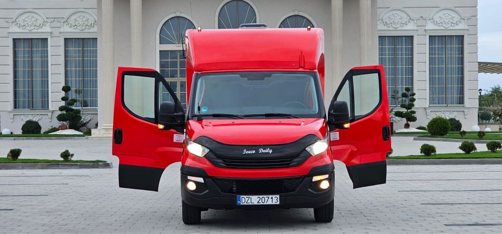 Iveco daily 35s18 180 cp autoPlatforma mercedes benz renault