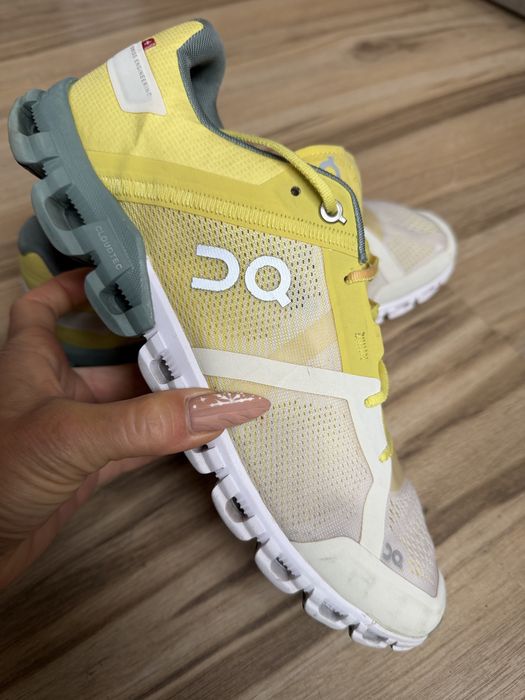 Оригинални мъжки маратонки Uq Swiss Engineering Shoes On Cloud ! 44 н