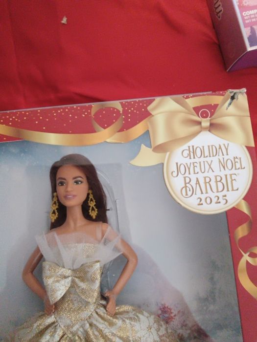 Papusa  barbie holiday sigilata