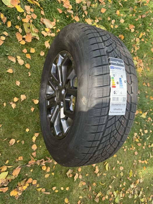 Roti complete Ford Ranger -anvelope iarna Good Year si  jante orig.