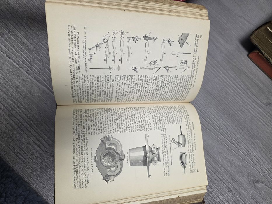 Cărți vechi anii 1800