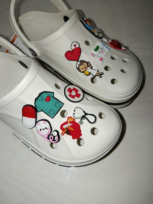 Джибитсы на crocs Jibbitz набор очень хорошо