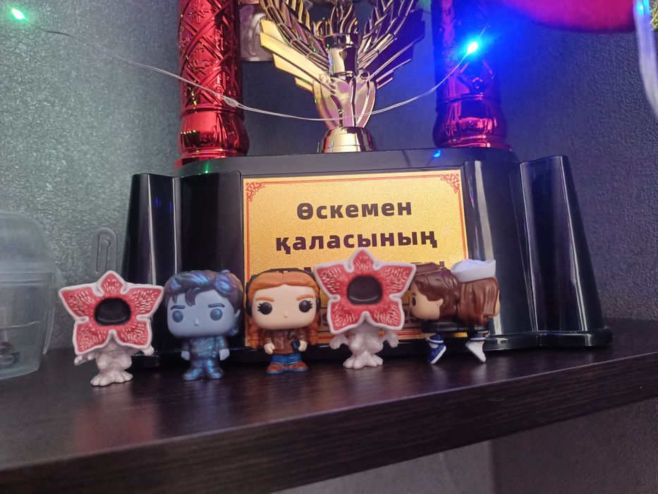 Продам осд фигурки. 700 тг