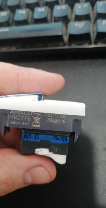 Priza date UTP CAT6 Axolute Bticino RJ45 1M ALB HD4279C6