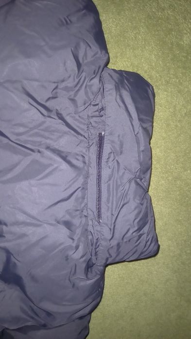 Vând  geacă puf The  North Face 700  originală mărime xs