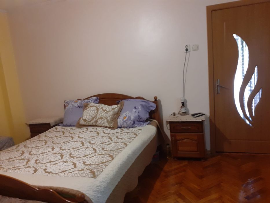 Cazare-Camera de inchiriat la casa zona Delfinariu